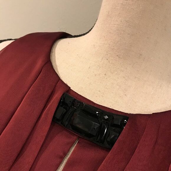 Black and burgundy midi sleeveless layered dress - Picture 2 of 13